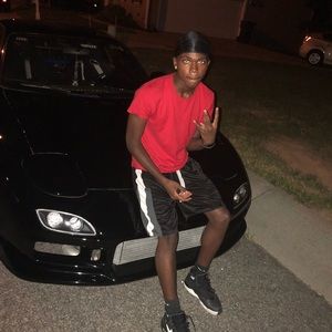 Meet your Posher, Jamal